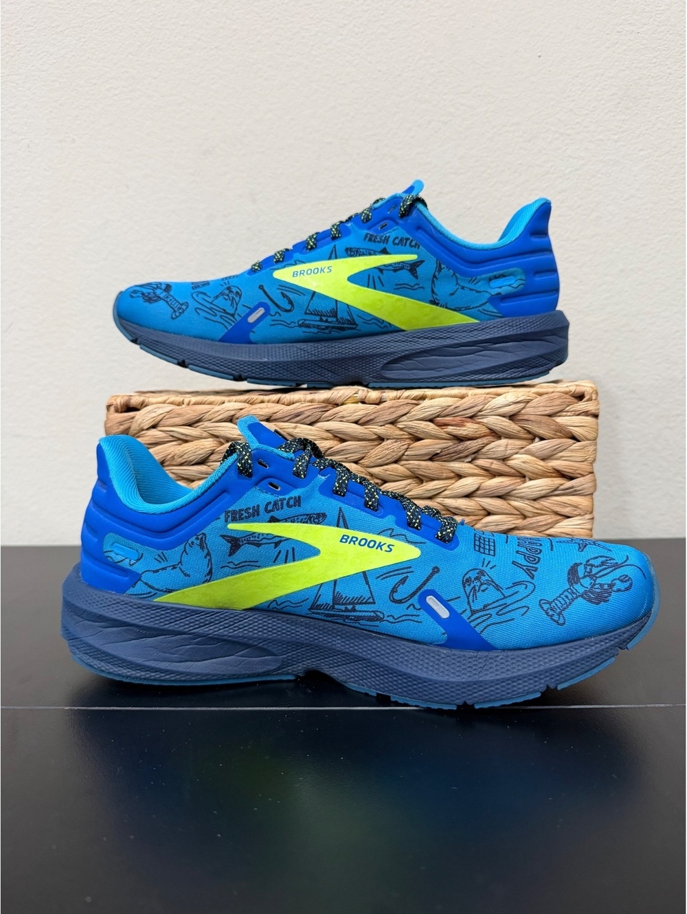 Size 10.5 - Brooks Women’s Launch 9 “Run Wicked Happy - Boston Marathon Edition” - Picture 2 of 6